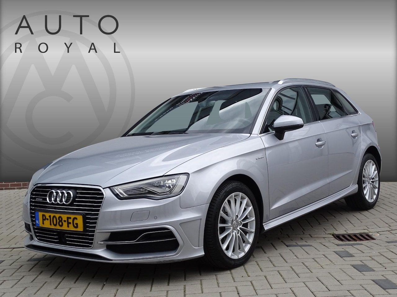 Audi A3 Sportback - 1.4 e-tron PHEV Attraction Pro Line plus Automaat, Navigatie, Airco/ECC, Adaptieve CruiseC - AutoWereld.nl