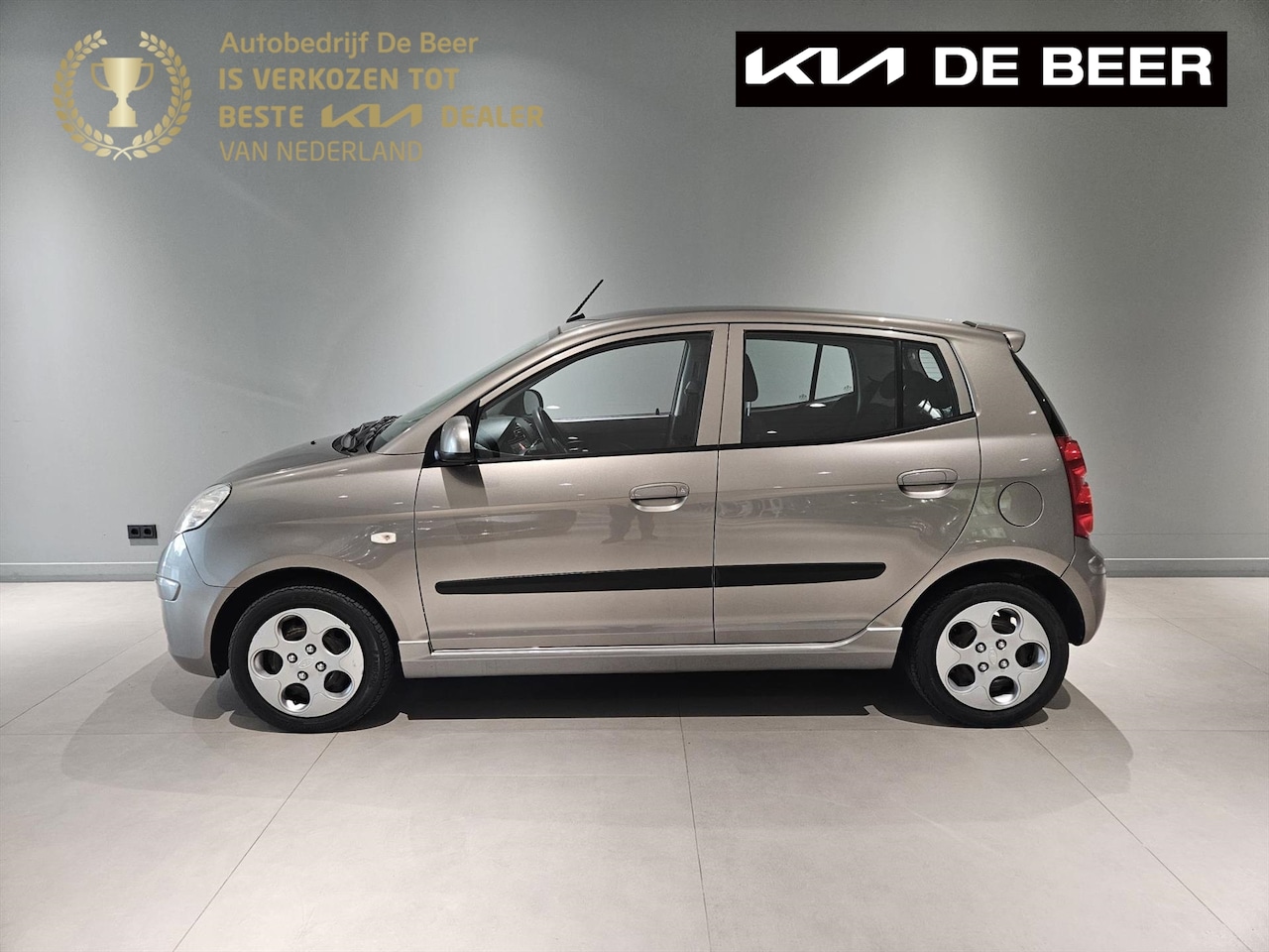 Kia Picanto - 1.0 5-Deurs Airco 1e Eigenaar Weinig KM's - AutoWereld.nl