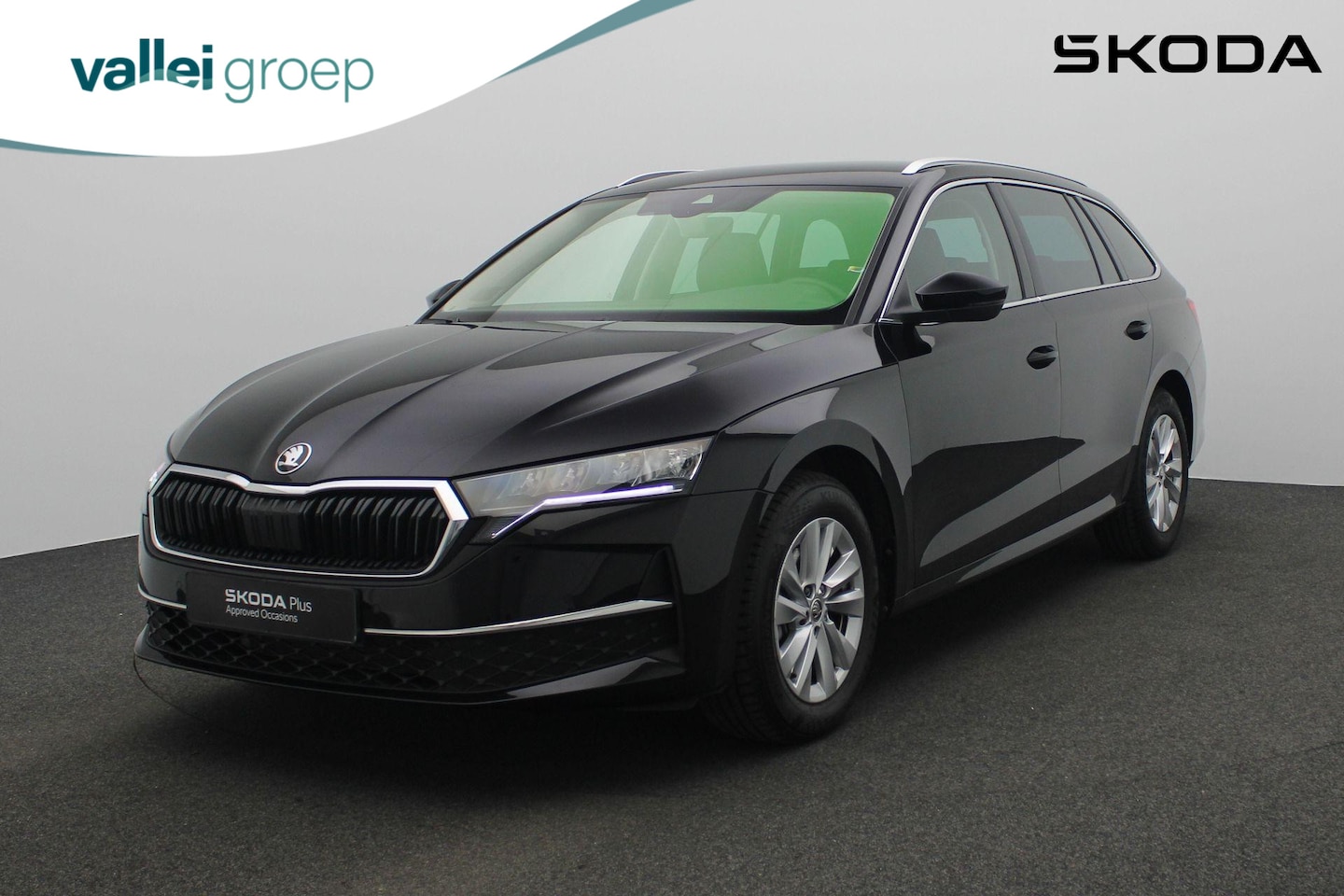 Skoda Octavia Combi - 1.5 TSI 115 pk DSG MHEV Business Edition | Stuur-/stoelverwarming | Leder/stof | Navigatie - AutoWereld.nl