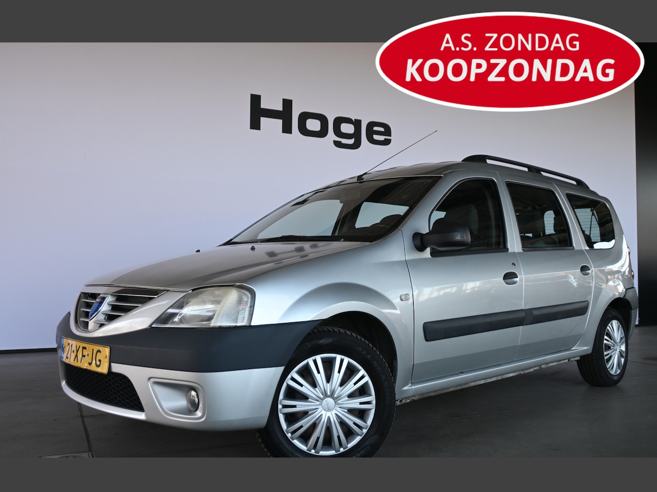 Dacia Logan MCV - 1.6-16V Lauréate 7 Persoons Airco Trekhaak All in Prijs Inruil Mogelijk! - AutoWereld.nl