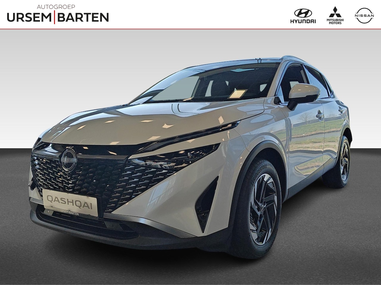 Nissan Qashqai - 1.3 MHEV Xtronic N-Connecta Cold Pack Glass Roof | €8.000,- korting | 1800 KG trekgewicht - AutoWereld.nl