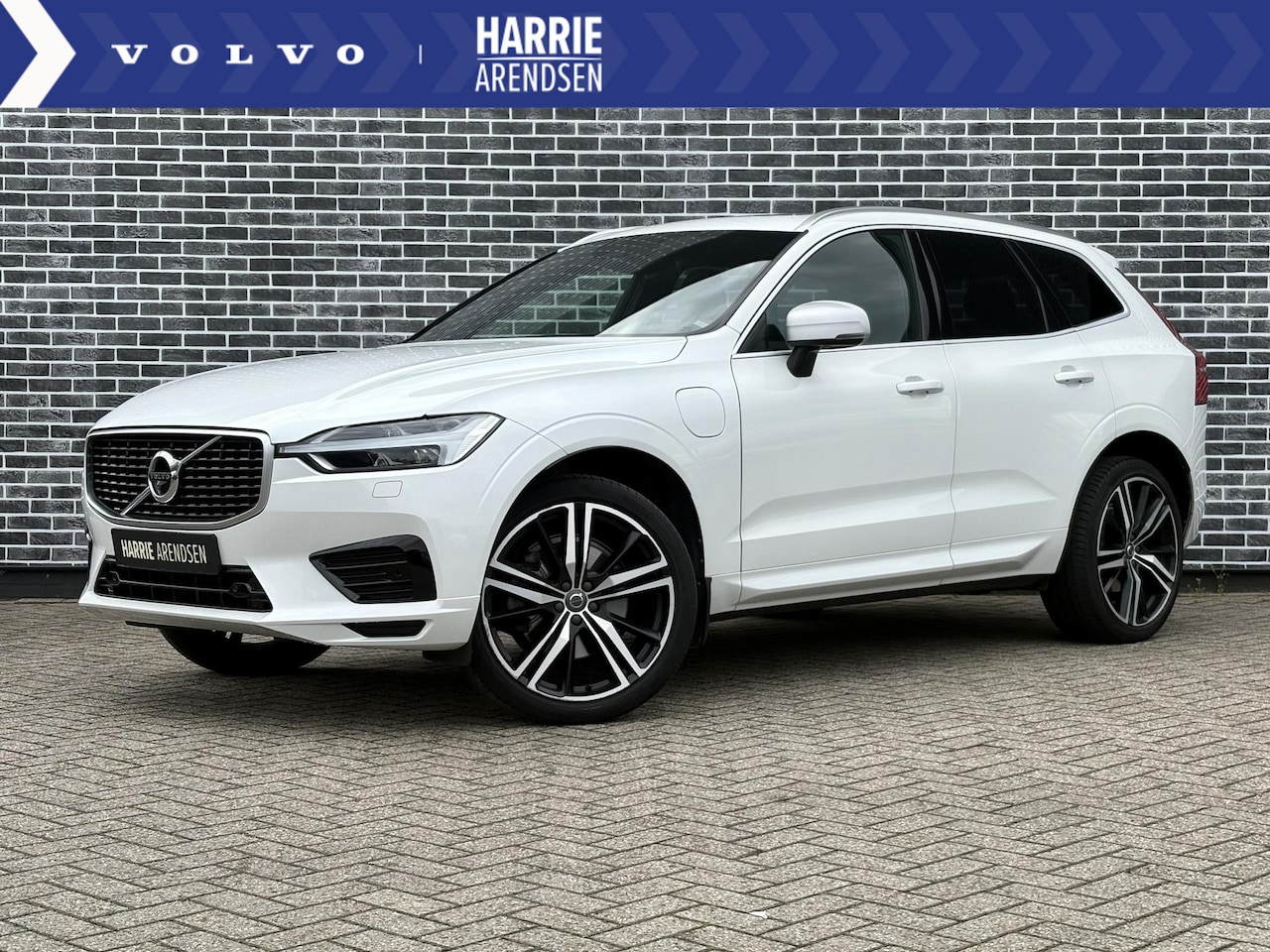 Volvo XC60 - 2.0 T8 Twin Engine AWD R-Design | Sportstoelen | 360gr Camera | 21" LM wielen | Adaptieve - AutoWereld.nl