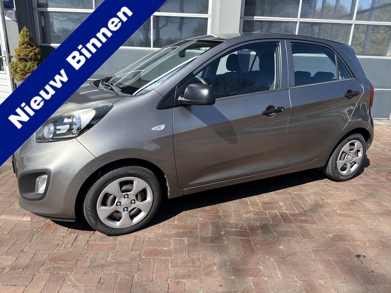 Kia Picanto - 1.0 CVVT 5drs Airco Bj 2011 Km 102.147 Airco,Cv,Elect.ramen,Radio/cd - AutoWereld.nl