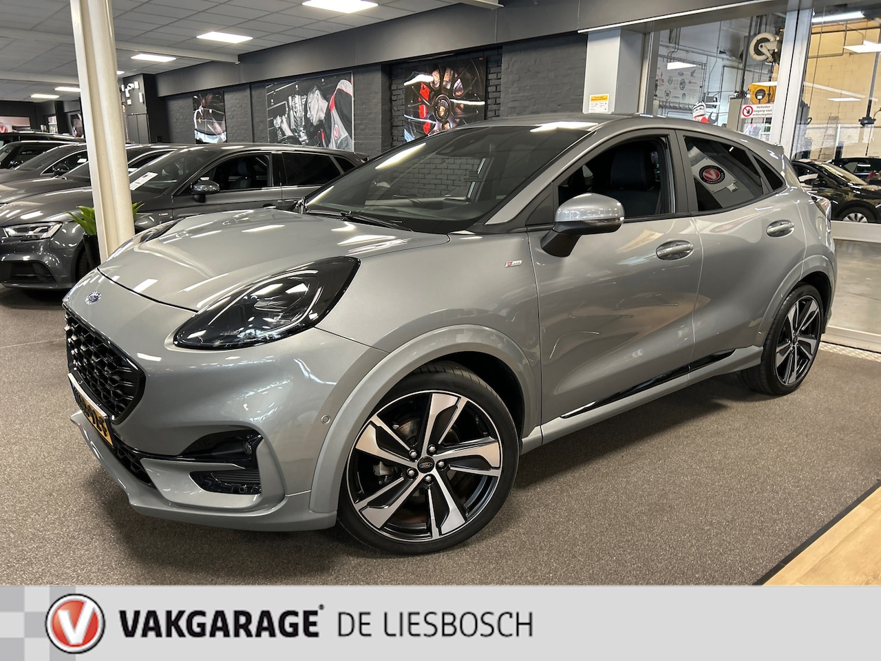 Ford Puma - 1.0 EcoBoost Hybrid ST-Line X / automaat / Navigatie /19 inch / camera - AutoWereld.nl
