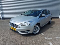 Ford Focus - 1.0 Titanium Edition, airco, stoelverwarming, voorruit verwarmd,