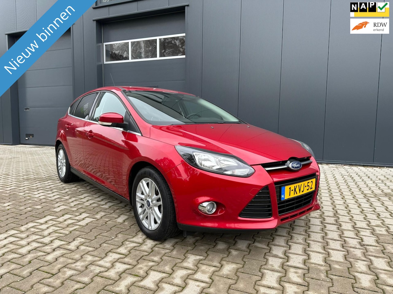 Ford Focus - 1.0 ECOBOOST TITANIUM BJ013 5DRS AIRCO LMV - AutoWereld.nl