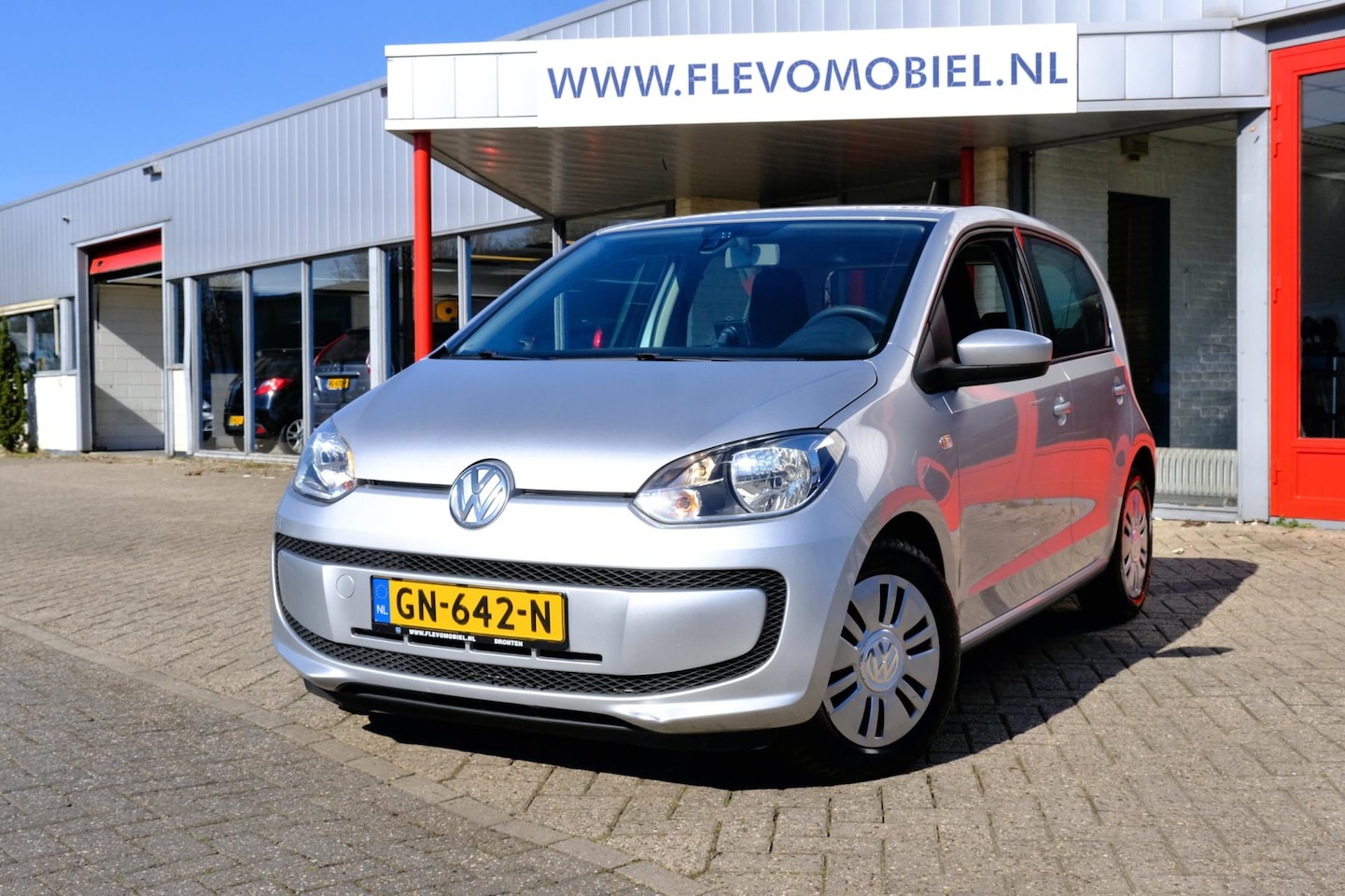 Volkswagen Up! - 1.0 move up! BlueMotion 5-drs Navi|Airco - AutoWereld.nl