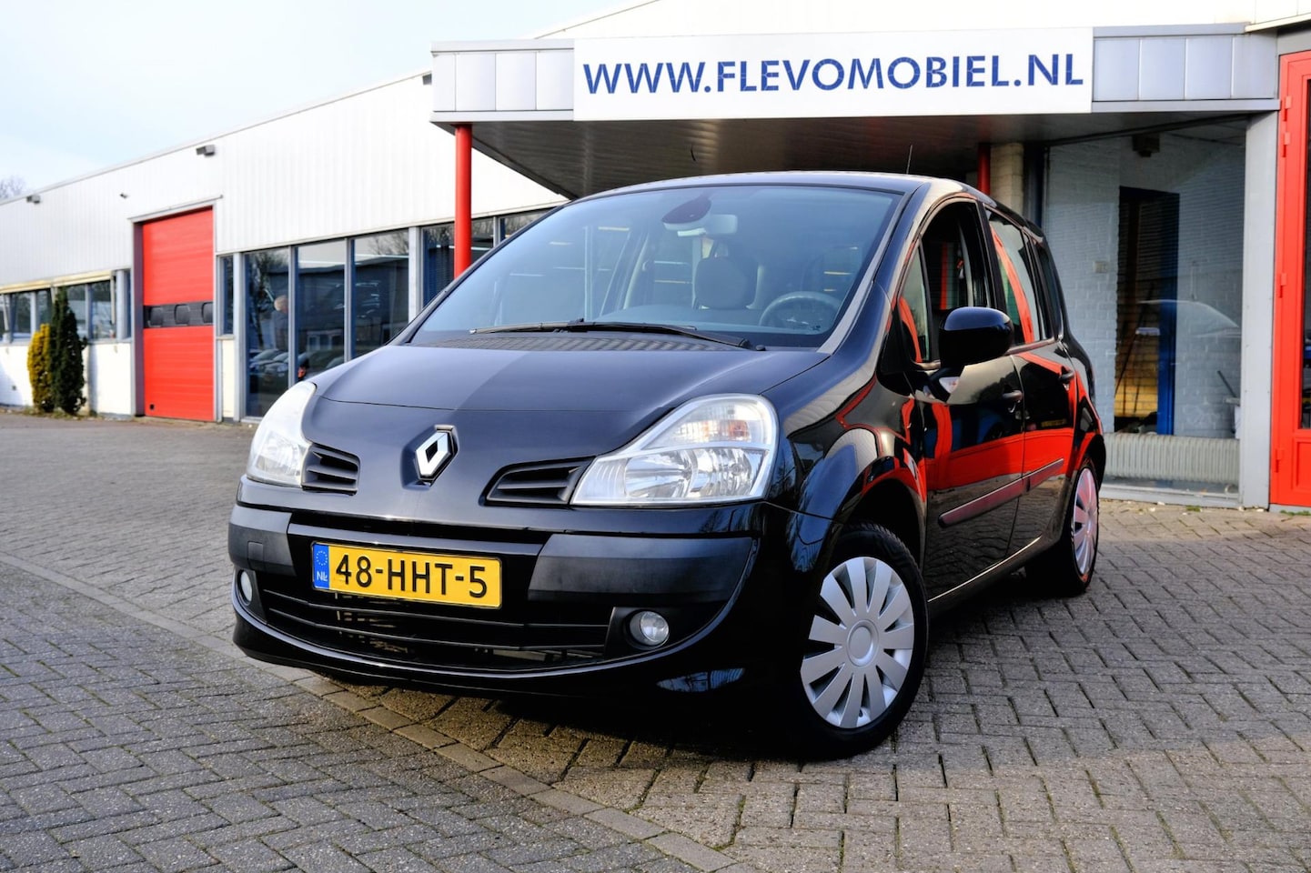 Renault Grand Modus - 1.2 TCE Expression 5-drs Clima|Trekhaak - AutoWereld.nl
