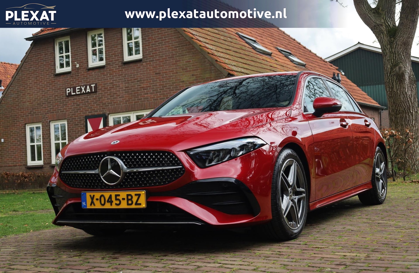 Mercedes-Benz A-klasse - 180 AMG Line Aut. | AMG-Pakket | Slechts 5.500KM | Orig. NL | Dodehoekbewaking | Nieuwstaa - AutoWereld.nl