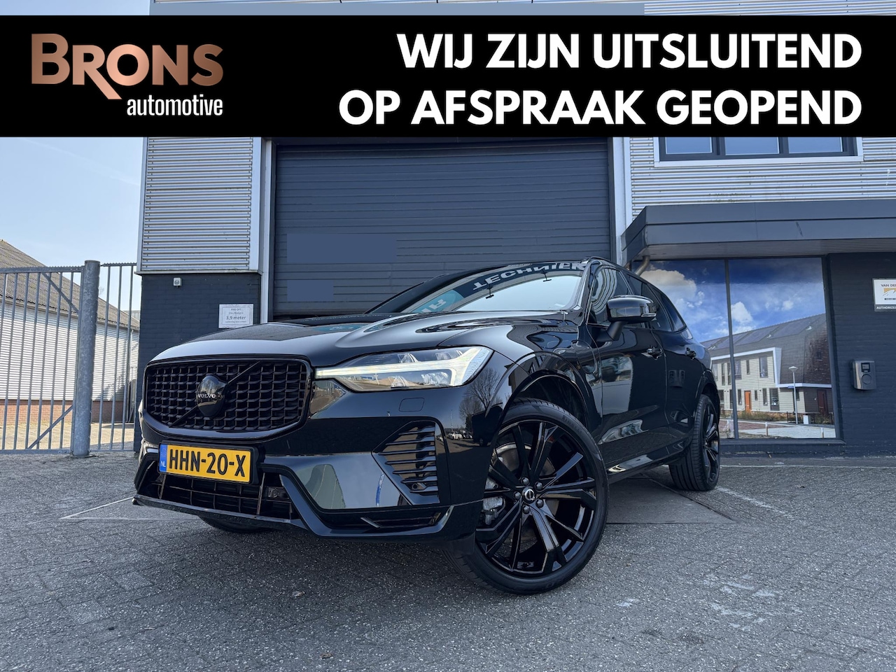 Volvo XC60 - 2.0 T6 Plug-in hybrid AWD Plus Black Edition 2.0 T6 Plug-in hybrid AWD Plus Black Edition - AutoWereld.nl
