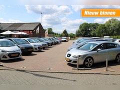 Nissan Qashqai - 1.6 117pk 360 ECC/cruise/navi/half leer/camera/panodak/trekhaak
