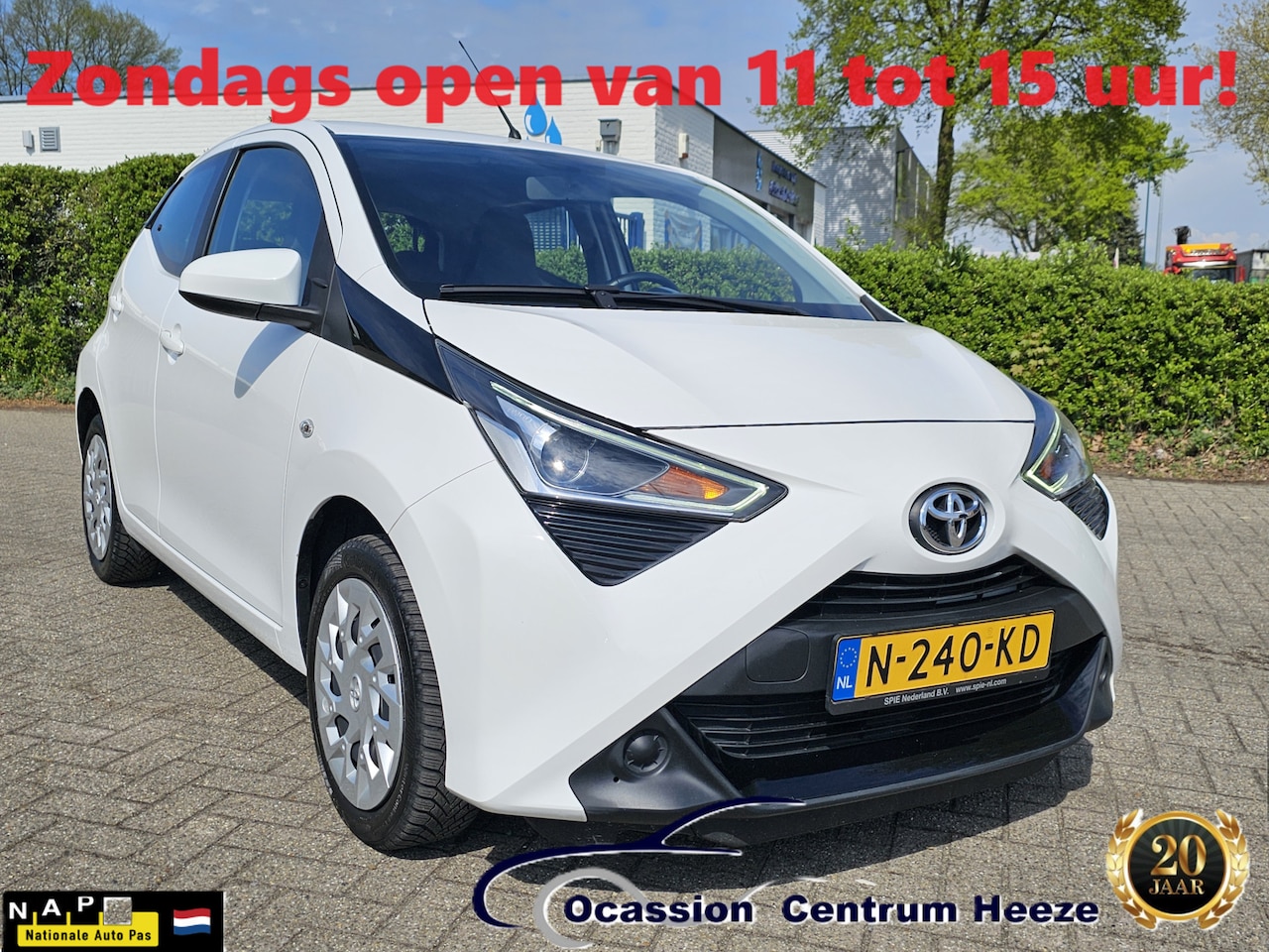 Toyota Aygo - 1.0 VVT-i x-play 1.0 VVT-i x-play, 1e Eig! Camera! Navigatie! Zondag OPEN! - AutoWereld.nl