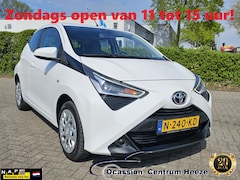 Toyota Aygo - 1.0 VVT-i x-play, 1e Eig Camera Navigatie Zondag OPEN
