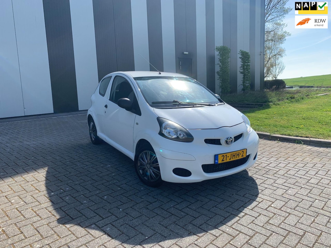 Toyota Aygo - 1.0-12V Access Nw APK-Airco-2 Sleutels - AutoWereld.nl