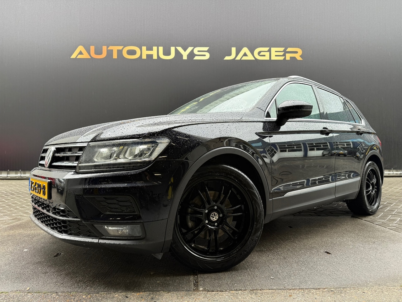 Volkswagen Tiguan - 1.5 TSI ACT Comfortline Business Automaat - AutoWereld.nl