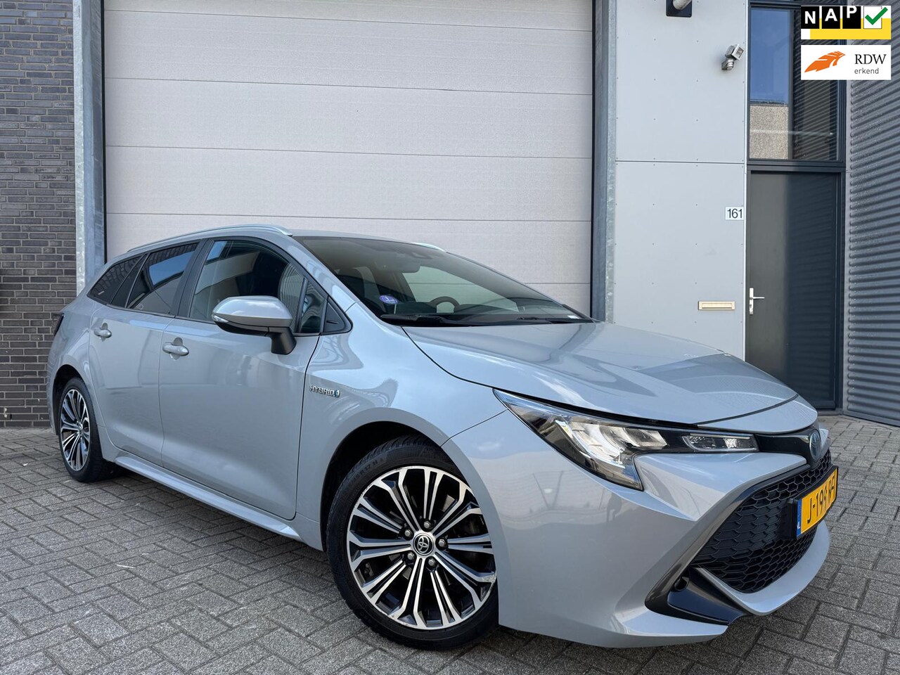 Toyota Corolla Touring Sports - 2.0 Hybrid Business Plus [Camera|StoelVW|Trekhaak|Navi|Dealer OH] - AutoWereld.nl