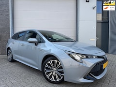 Toyota Corolla Touring Sports - 2.0 Hybrid Business Plus [Camera|StoelVW|Trekhaak|Navi|Dealer OH]