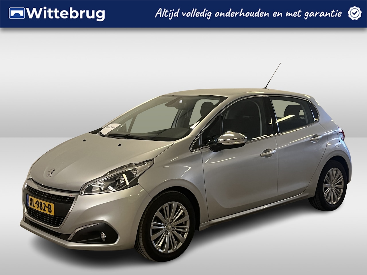 Peugeot 208 - 1.2 PureTech Allure 110 PK! - AutoWereld.nl