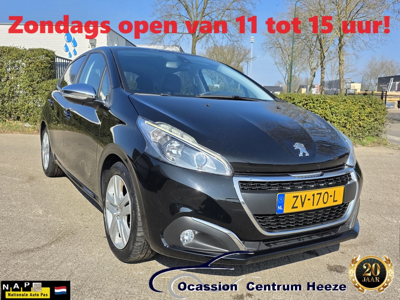 Peugeot 208 - 1.2 PT Signature, Navigatie! Cruise! Lm Velgen! Zondag OPEN! - AutoWereld.nl