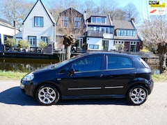 Fiat Punto Evo - 0.9 TwinAir 101pk 5-deurs Airco Cruise Zuinig A-Label 6-bak