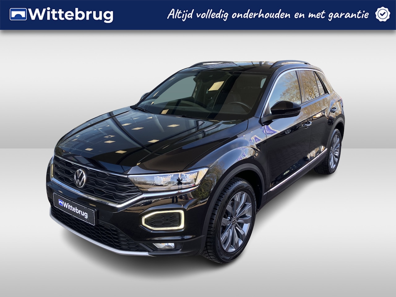 Volkswagen T-Roc - 1.5 TSI 150pk DSG Sport / Panorama dak / virtual cockpit / Side Assist / Full Led / Elect. - AutoWereld.nl