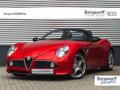 Alfa Romeo 8C Competizione Spider - 4.7 V8