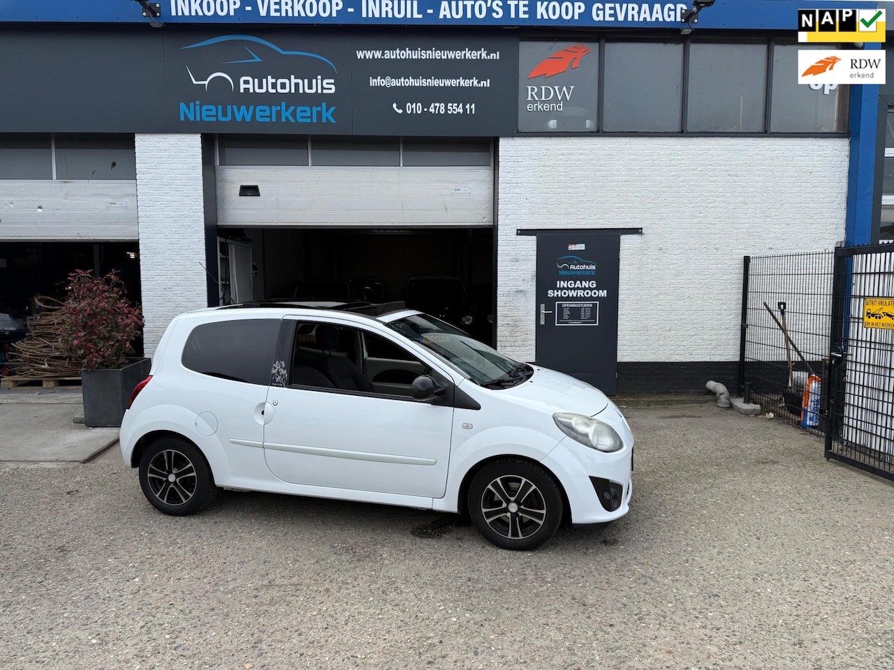 Renault Twingo - 1.2-16V Night & Day- met Panorama-schuifdak, Airco, lichtmetalen sportvelgen, NAP-rapport - AutoWereld.nl
