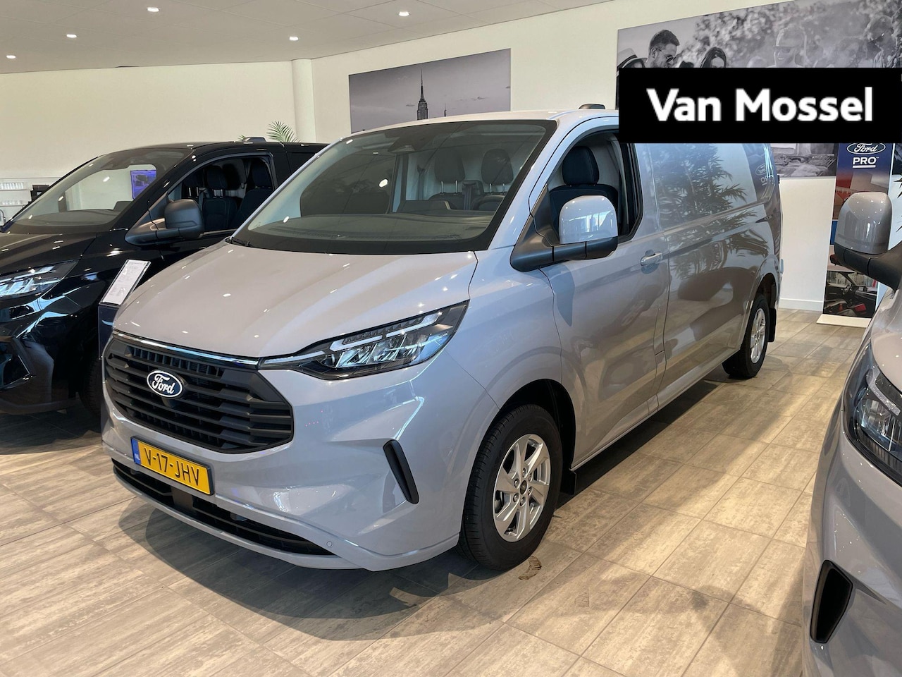 Ford Transit Custom - 300 2.0 TDCI L2H1 Limited 300 2.0 TDCI L2H1 Limited - AutoWereld.nl
