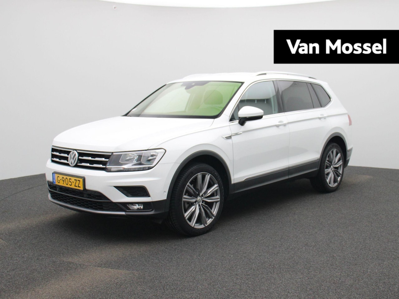 Volkswagen Tiguan Allspace - 1.5 TSI Comfortline Business 7p. | AUTOMAAT | 7-Persoons | Navigatie | Apple Carplay / And - AutoWereld.nl