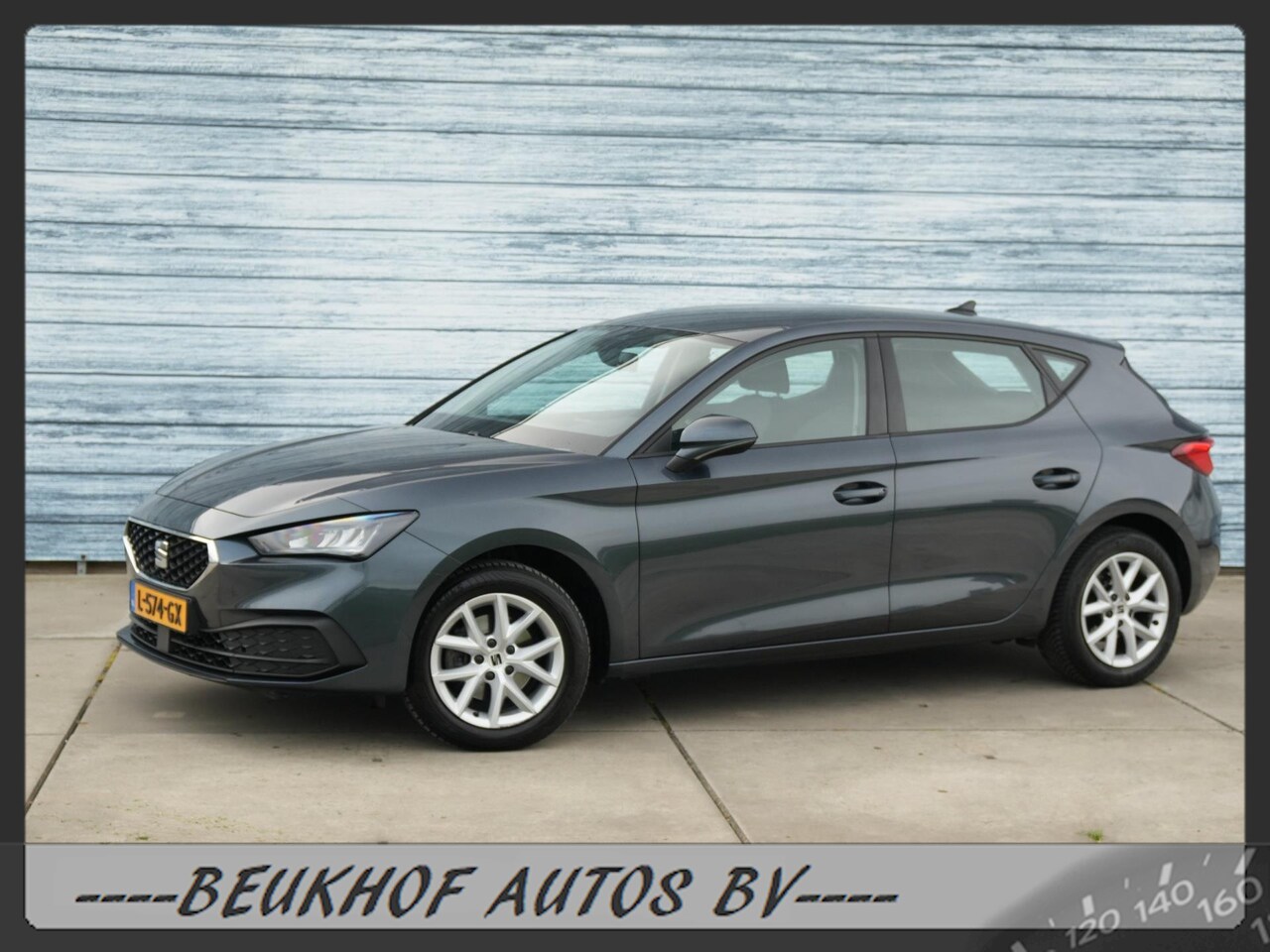 Seat Leon - 1.0 TSI Style Business Intense Trekhaak Carplay - AutoWereld.nl