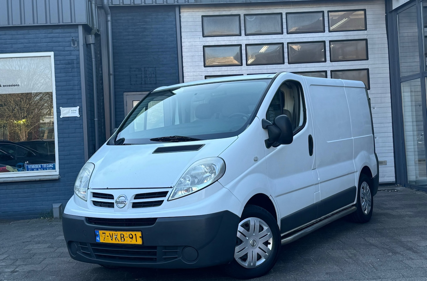 Nissan Primastar - 90.27 2.0 dCi 310L | Airco | Elek-Pakket - AutoWereld.nl