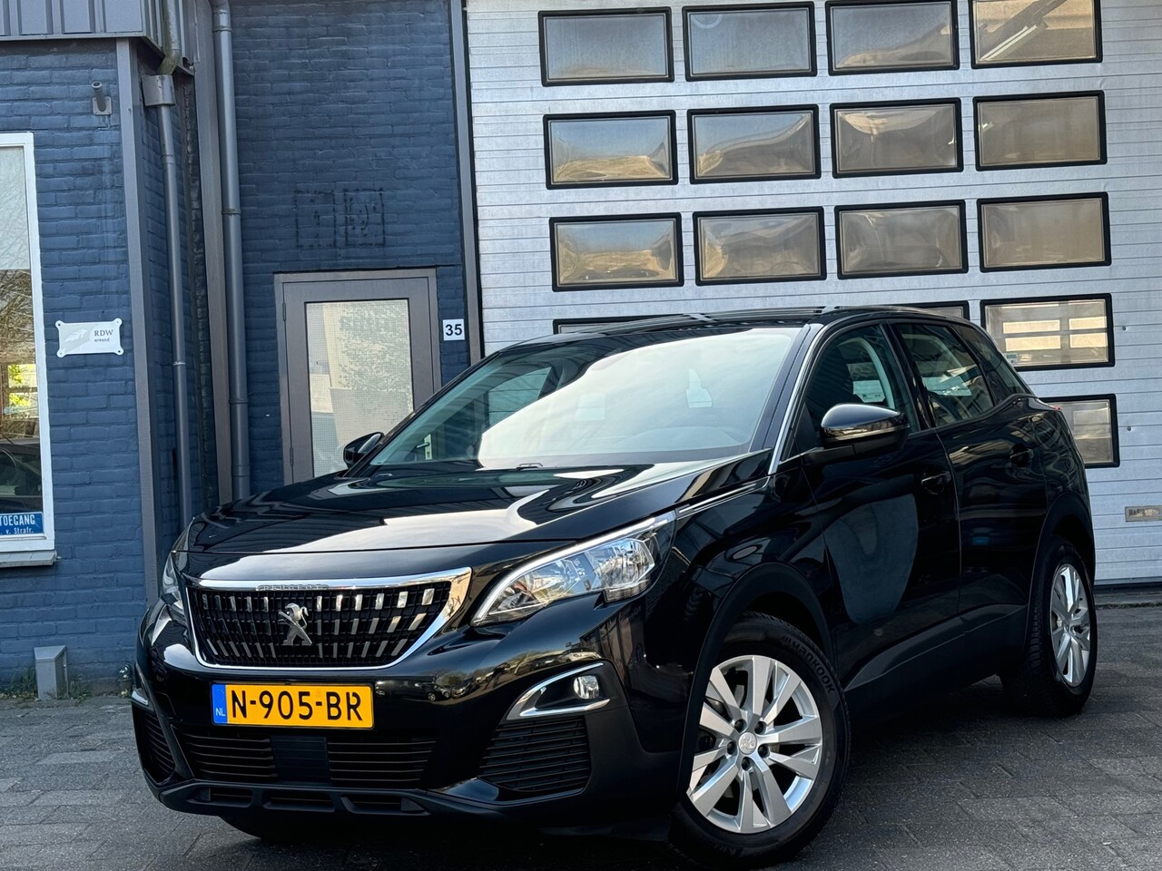 Peugeot 3008 - 1.2 PureTech Active | Clima | PDC| Cruise - AutoWereld.nl