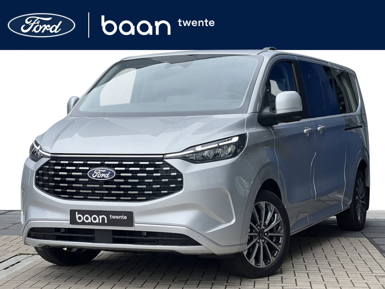 Ford Transit Custom - PHEV 233PK L2 Titanium X | Dubbel Cabine | Elektr. wegklapbare trekhaak | 1.850kg trekgw. - AutoWereld.nl