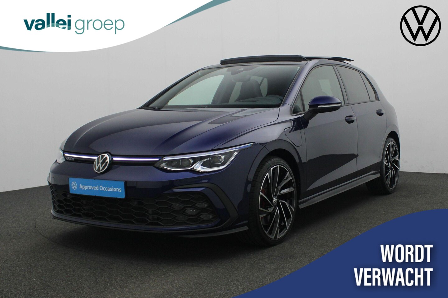 Volkswagen Golf - 1.4 eHybrid 245 pk DSG GTE | Panoramadak | IQ Light | Head-up display | Achteruitrijcamera - AutoWereld.nl