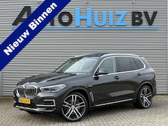BMW X5 - xDrive45e High Executive xLine Panoramadak Trekhaak 4wielbesturing Laser Licht Luchtvering