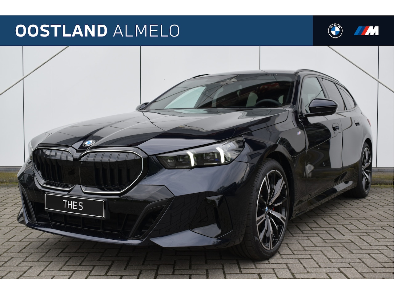 BMW 5-serie Touring - 520i High Executive M Sport Automaat / Trekhaak / Stoelventilatie / Adaptieve LED / Harman - AutoWereld.nl