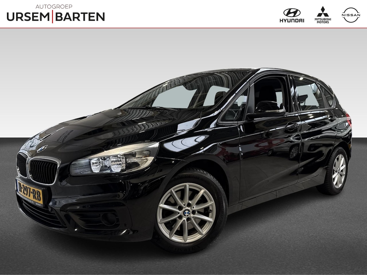 BMW 2-serie Active Tourer - 220i Executive  192PK | trekhaak | 1500kg trekvermogen - AutoWereld.nl