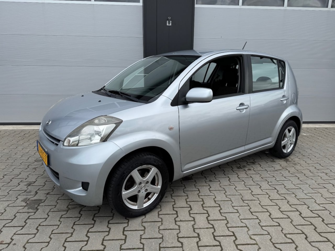 Daihatsu Sirion - 1.3-16V SPORT / Airco / Aux / LM Velgen / Onderhoudsboekjes aanw - AutoWereld.nl