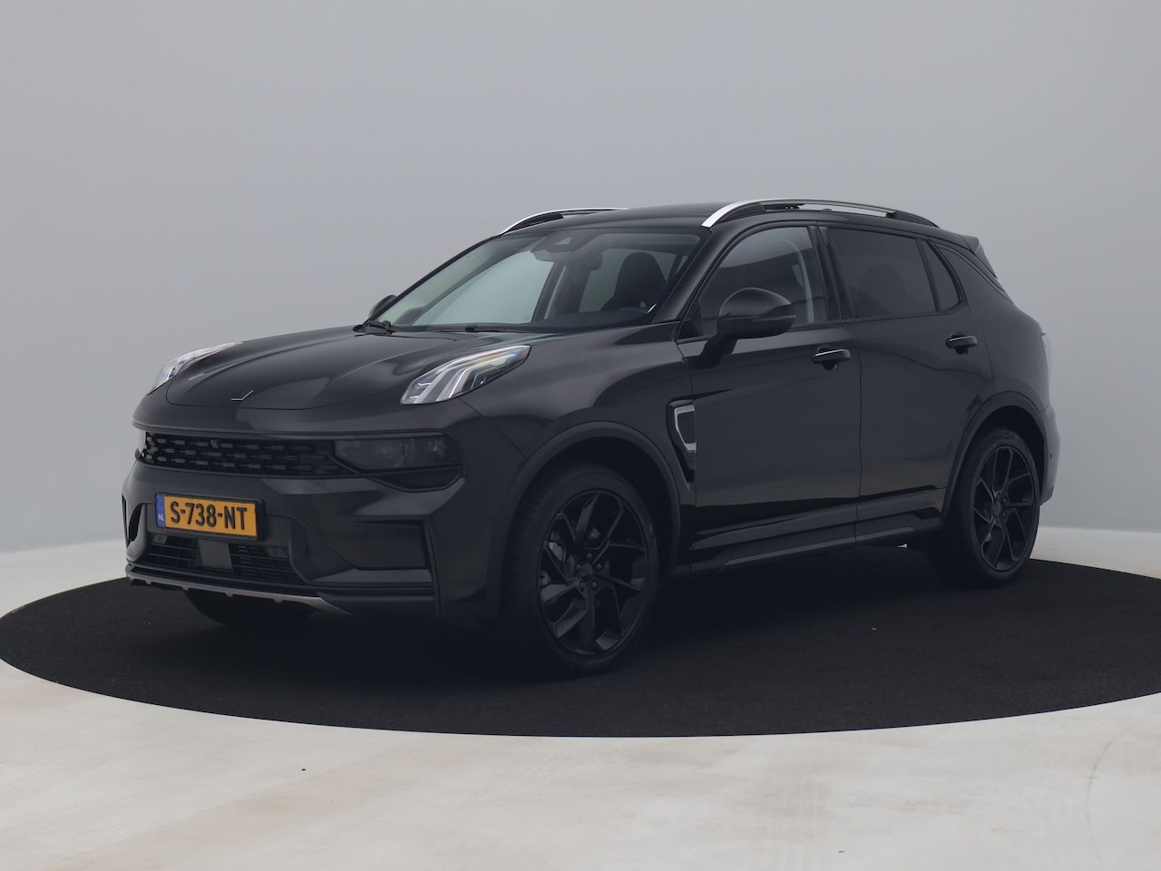 Lynk & Co 01 - 1.5 Plug-in Hybrid | 360° | BLACK | VOL LEDER | NLD AUTO - AutoWereld.nl