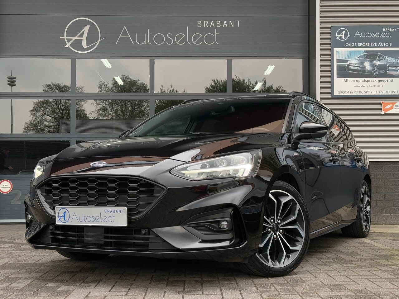 Ford Focus Wagon - 1.0 EcoBoost ST Line CarPlay Cruise Camera - AutoWereld.nl