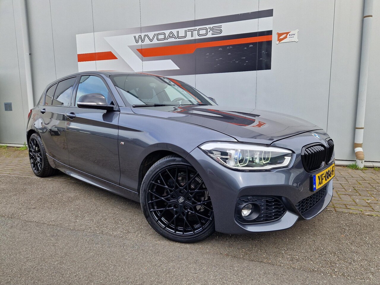 BMW 1-serie - 116i Corporate Lease High Executive 116i Corporate Lease High Executive - AutoWereld.nl