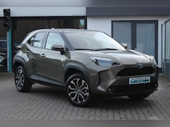 Toyota Yaris Cross - 1.5 Hybrid Dynamic Navigatie, Carplay, Keyless, Winter Pack, 17" Full LED