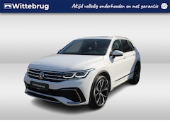 Volkswagen Tiguan - 1.4 TSI 245pk eHybrid R-Line DSG Automaat Panorama dak / LM 20 inch / NAVI / App Connect /