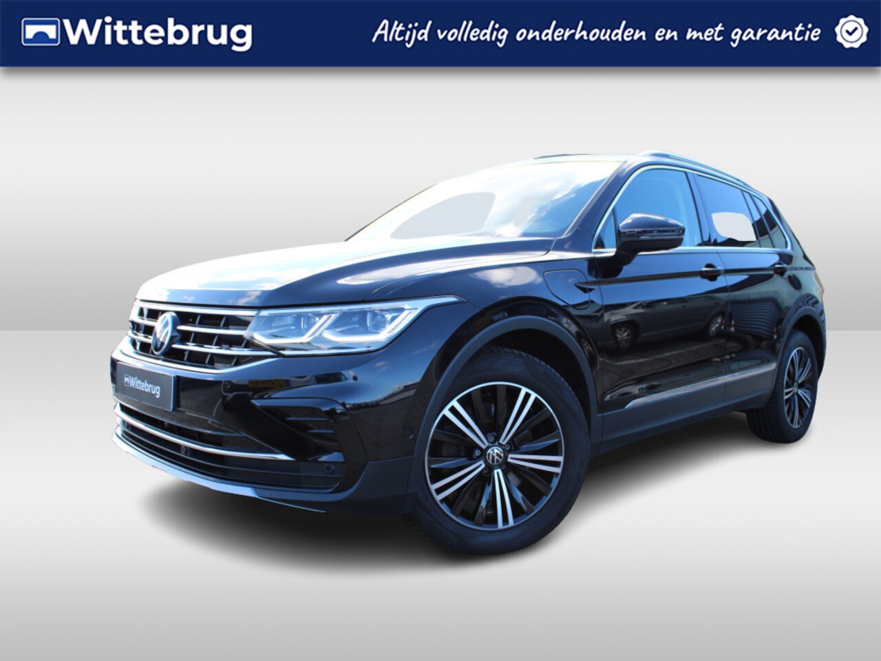 Volkswagen Tiguan - 1.4 TSI E-Hybrid Elegance DSG Automaat / Navi / A.uitrijcamera / Side-en Lane assist / Sto - AutoWereld.nl