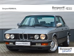 BMW M5 - 5-serie E28 - Voll Restauratie