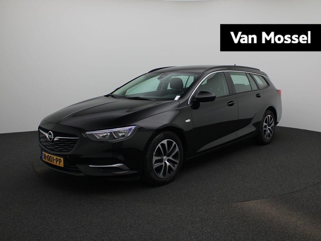 Opel Insignia Sports Tourer - 1.5 Turbo Business | Airconditioning | Trekhaak | Parkeersensoren | Lichtmetalen Velgen | - AutoWereld.nl