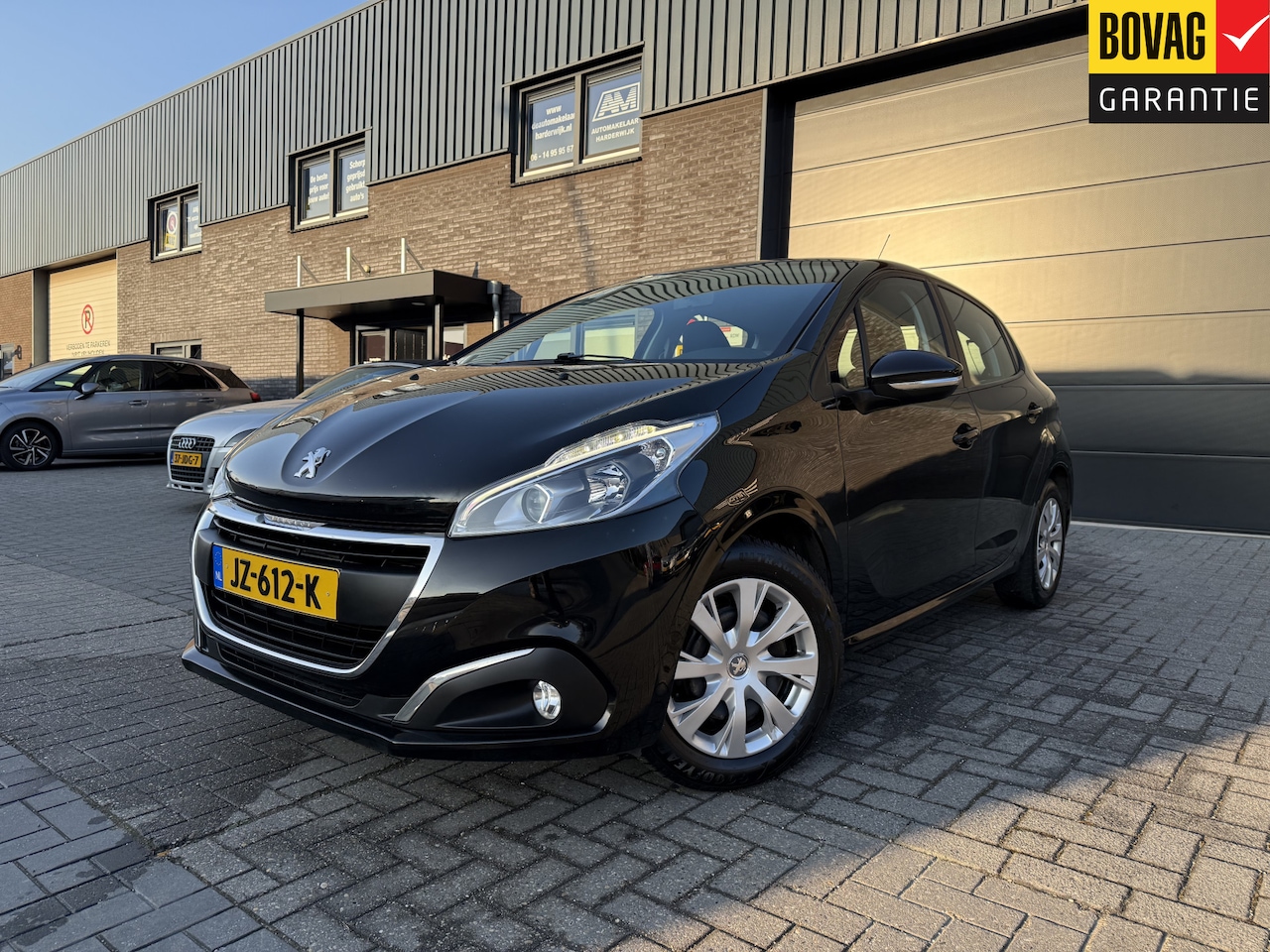Peugeot 208 - 1.2 80PK Blue Lion | 2E EIGENAAR | 12MND GARANTIE | CRUISE | DAB | AIRCO | NAVI | - AutoWereld.nl