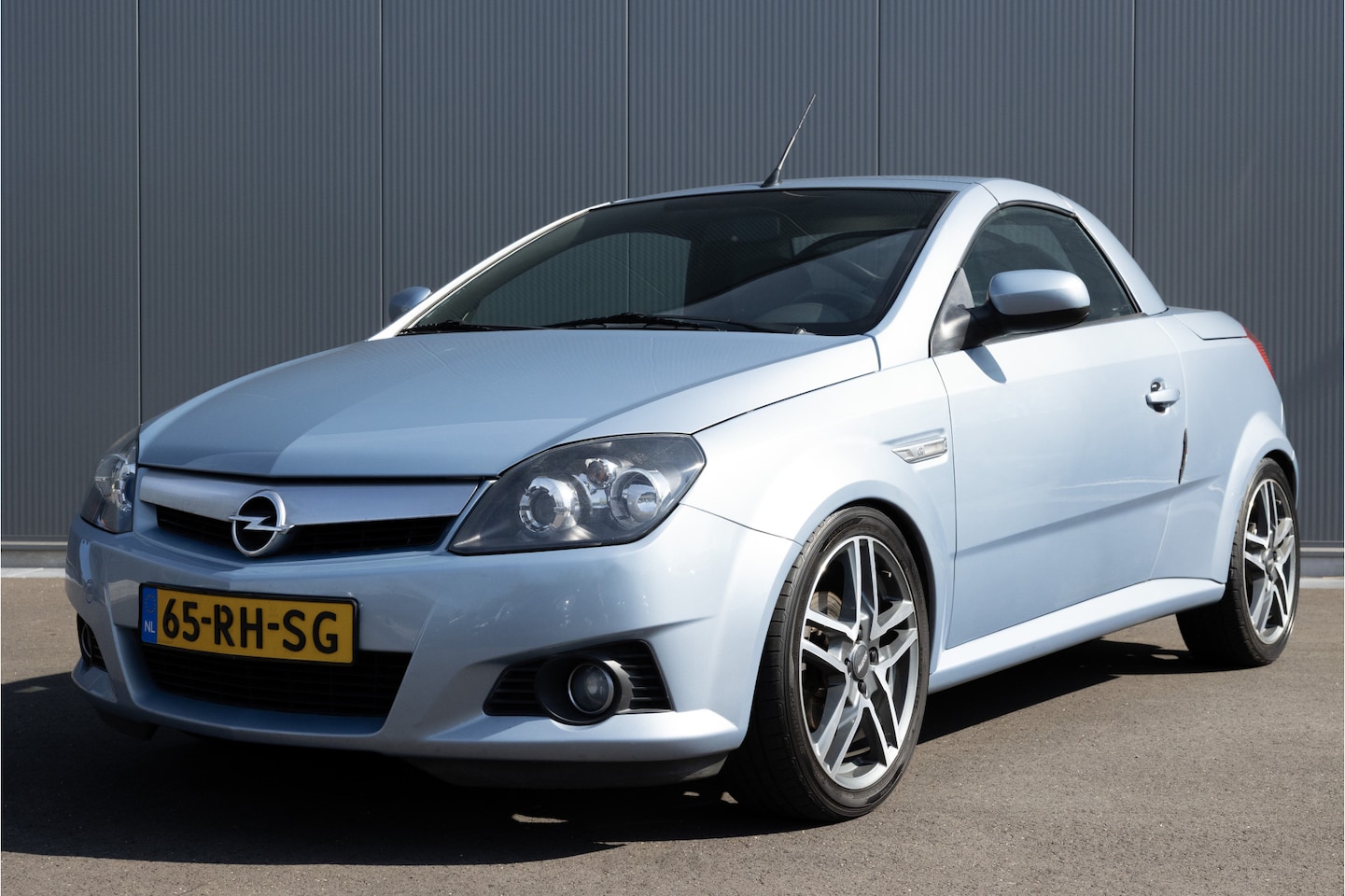 Opel Tigra TwinTop - 1.8-16V Cosmo | NL-AUTO | AIRCO | LMV | - AutoWereld.nl