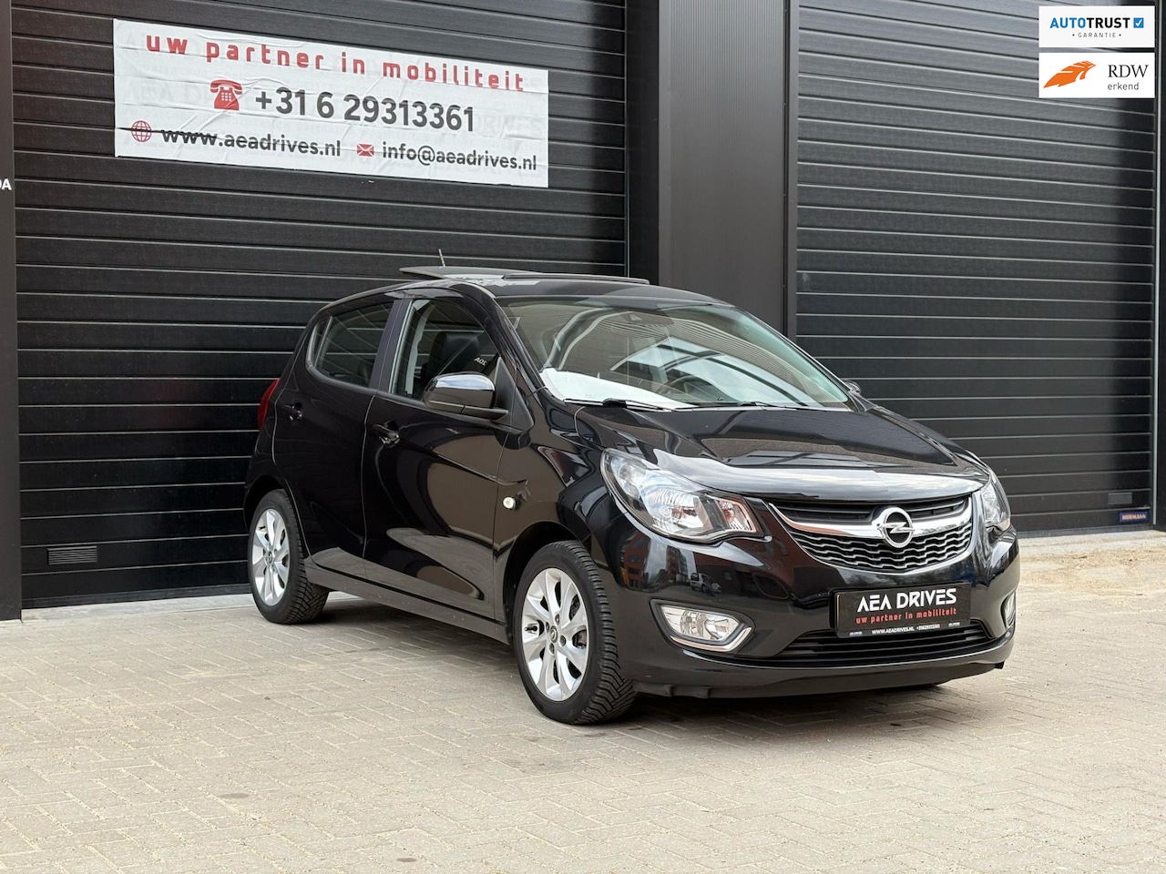 Opel Karl - Luxe Cosmo met panoramadak, bluetooth en airco – compact en ideaal voor de stad! - AutoWereld.nl