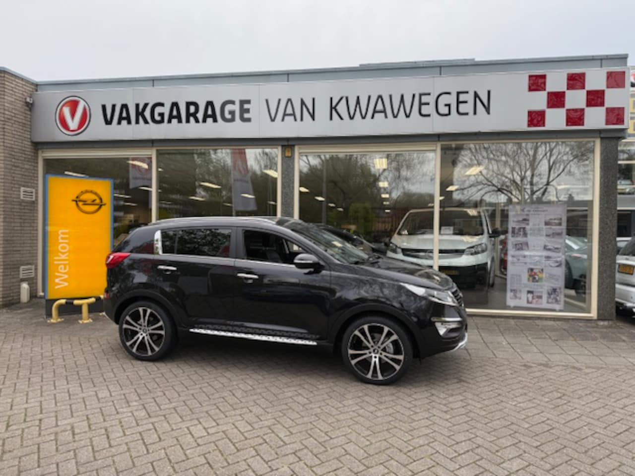 Kia Sportage - 2.0 CVVT 2WD AUTOMAAT TREKHAAK L.M. - AutoWereld.nl